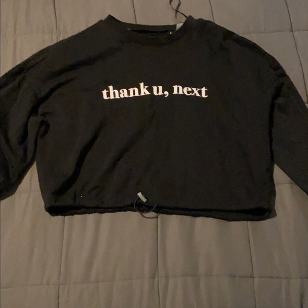 Sweatshirt crop top